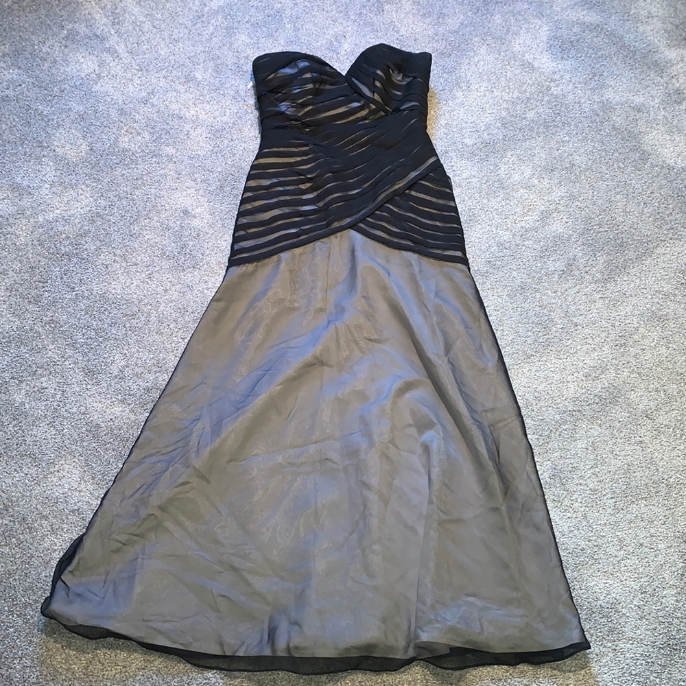 Black strapless dress 🖤